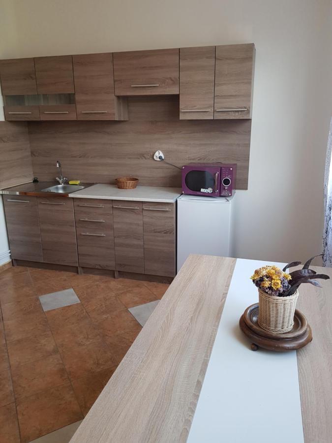 Borostyankert Etterem & Vendeghaz Hotel Sitke Luaran gambar