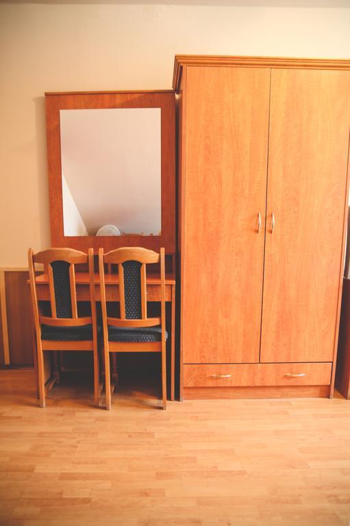 Borostyankert Etterem & Vendeghaz Hotel Sitke Luaran gambar